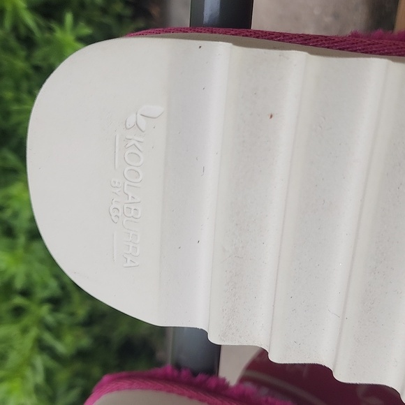 Koolaburra by UGG Kid's Backstrap Slide Sandals Fuzz'n Raspberry Rose Size US 4 - Picture 9 of 13